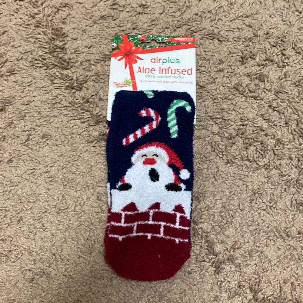 Super soft aloe infused socks